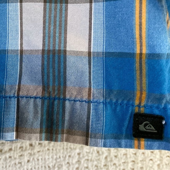 Quiksilver‎ Plaid Shorts - Picture 3 of 10